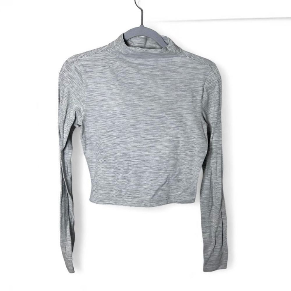 Lululemon All Aligned Mock Neck Long Sleeve Crop Top Grey White Space Dye Sz 6